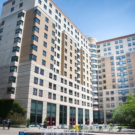 Toronto Metropolitan University- Pitman Hall Residence Exterior foto